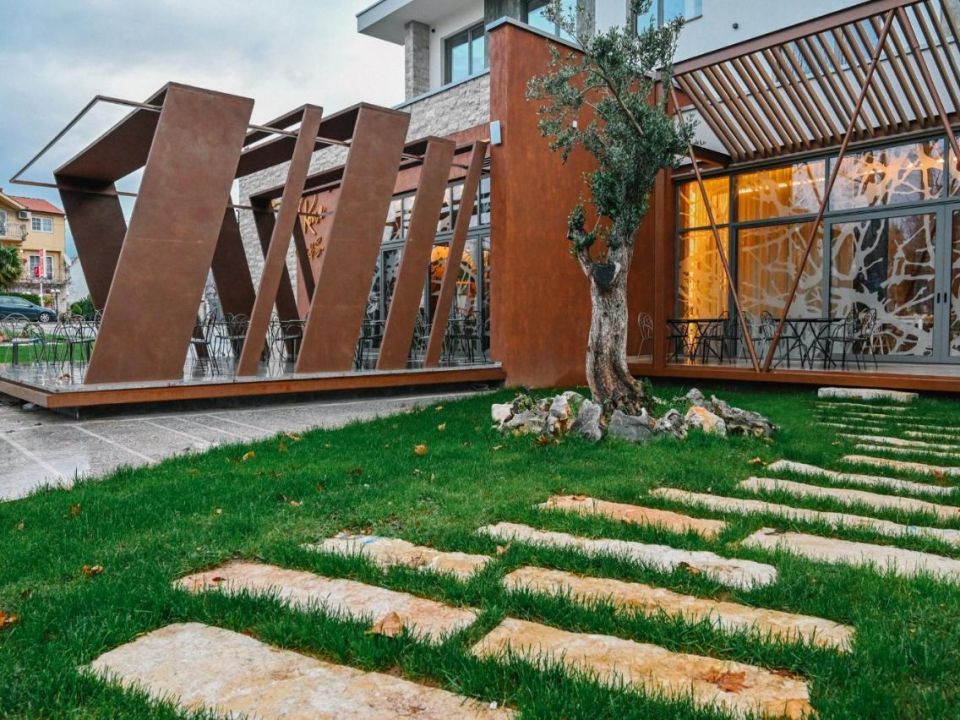 Hotel Buna, Mostar